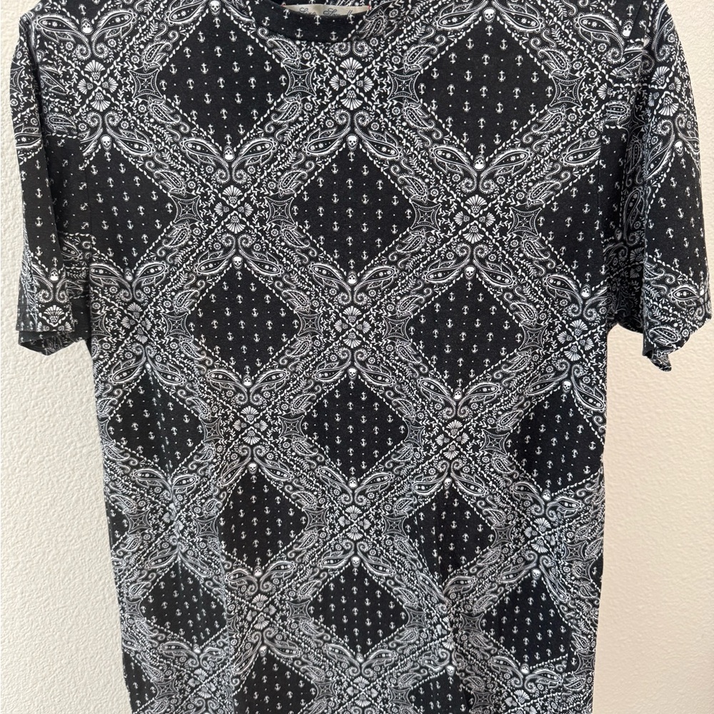 Black and White Patterned Men's Shirt